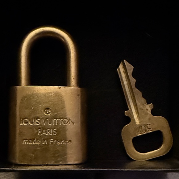 # 307 Louis Vuitton Gold Padlock with Key - Picture 5 of 5